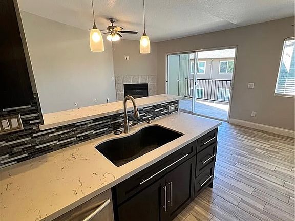 5th image of 2616 Avenida Del Vis