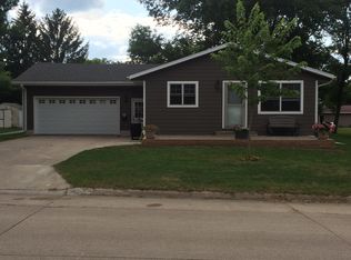 710 S Mill St, Lake Mills, IA 50450