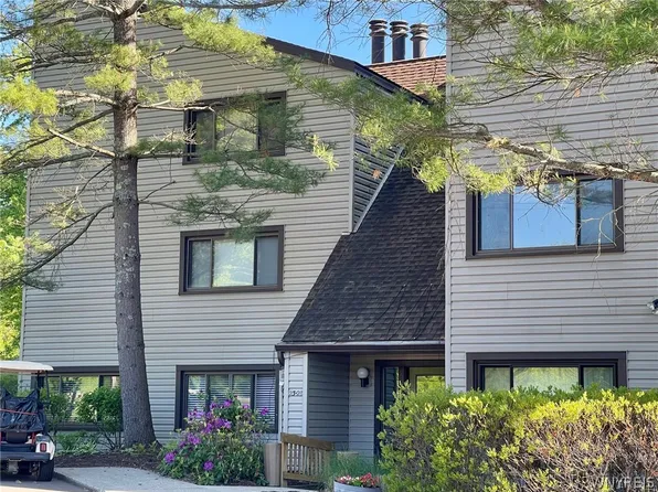 5301 E Lake Rd APT 26, Dewittville, NY 14728