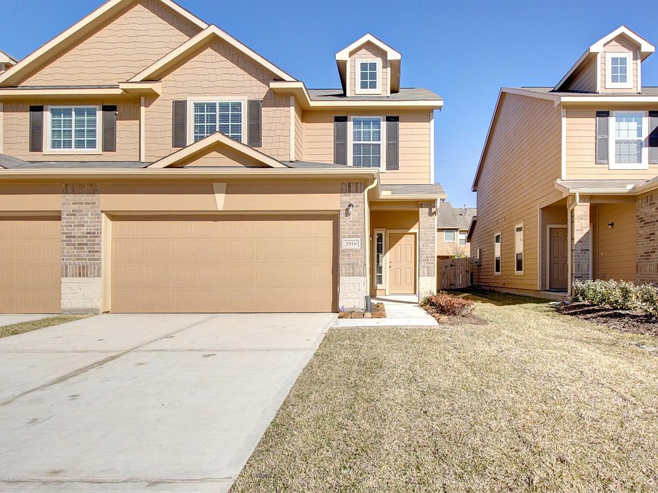 3918LexingtonGroveCt_0001_02112016