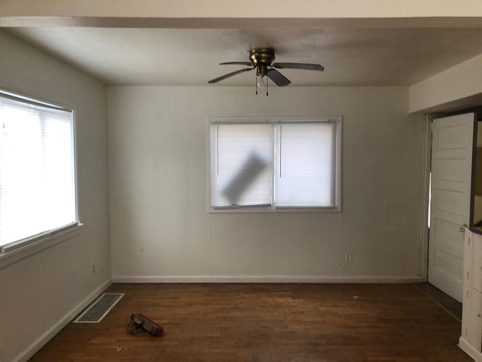 2nd image of 5337 Helen Ave