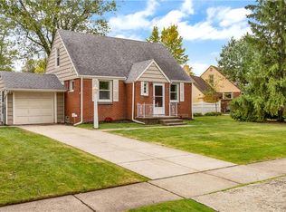 53 Unionvale Rd, Cheektowaga, NY 14225