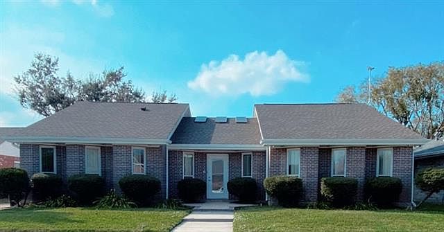 1st image of 3301 Grandlake Blvd