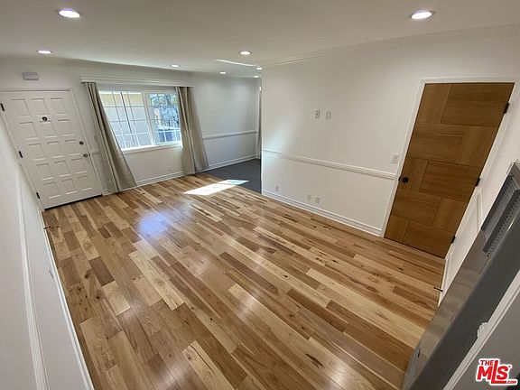 5th image of 1126 N Formosa Ave APT 5