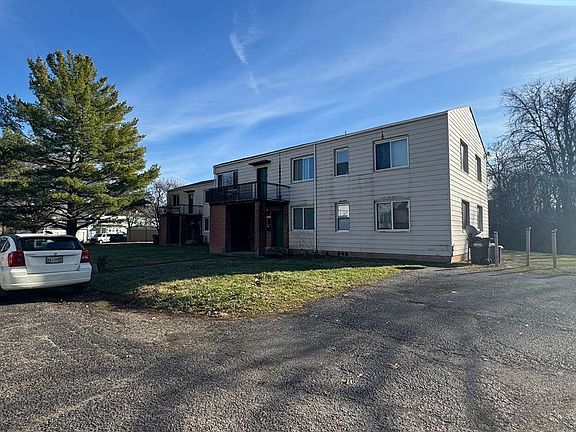 2nd image of 17-31 Flanders Ln #23