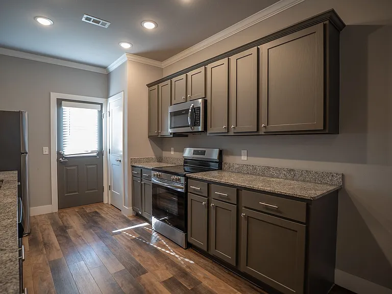 1703 Booker Cir — Photo 8
