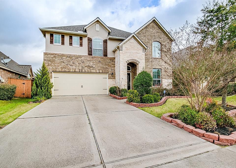 1st image of 17626 Quiet Shores Dr