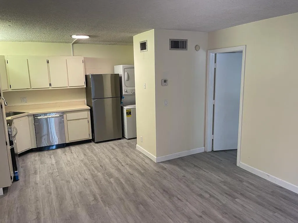 1 bed, 1.0 bath, 764 sqft, $1,700 — Photo 3