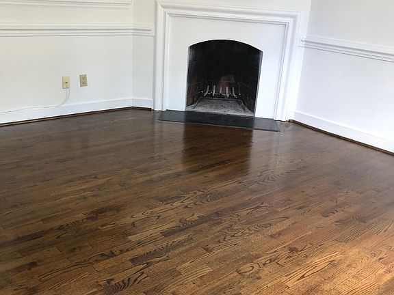 5th image of 558 N Saint Asaph St