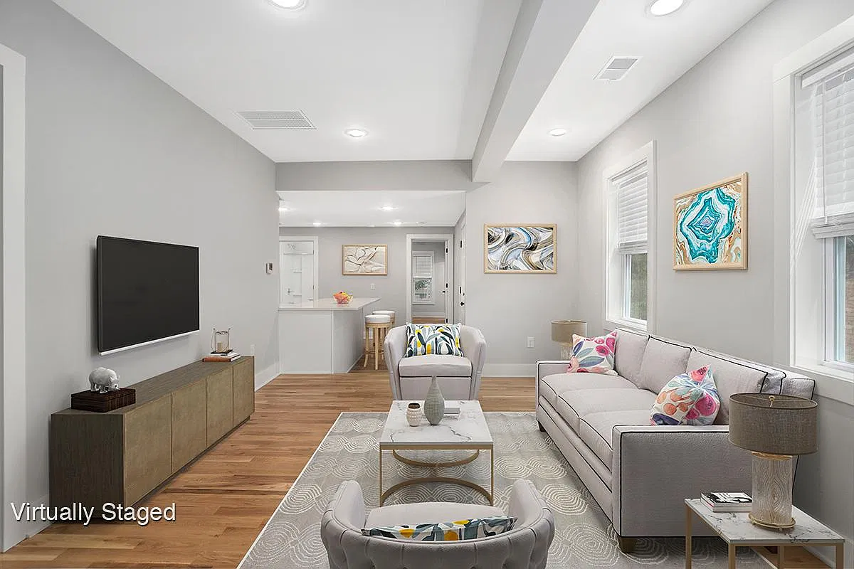 3 bed, 1150 sqft, $1,995 — Photo 3