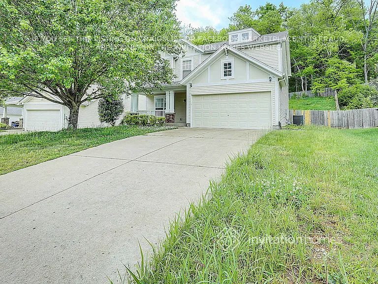 145 Saddle Dr — Photo 2