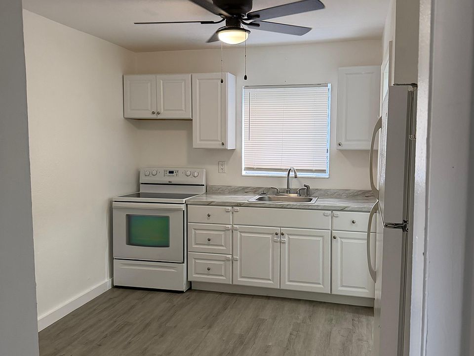1st image of 2652 NE 9th Ave #2652