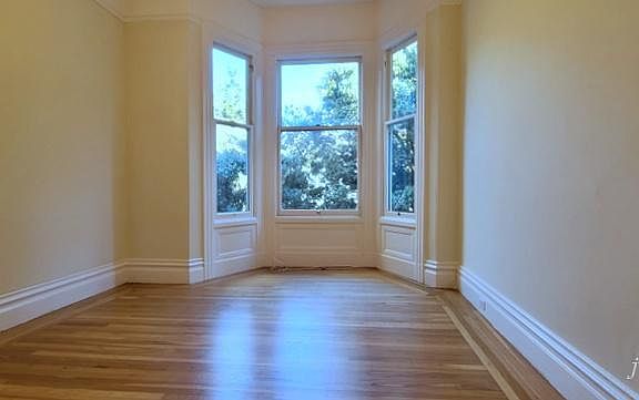 3rd image of 773 Cole St #775-4