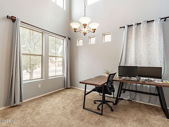 5th image of 733 W Camino Curvitas