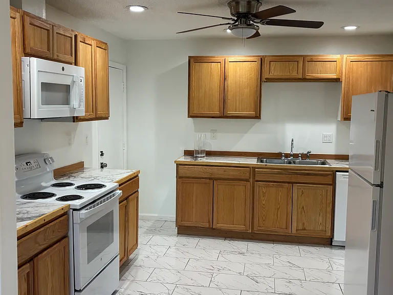 199 NE 23rd St #199 — Photo 6