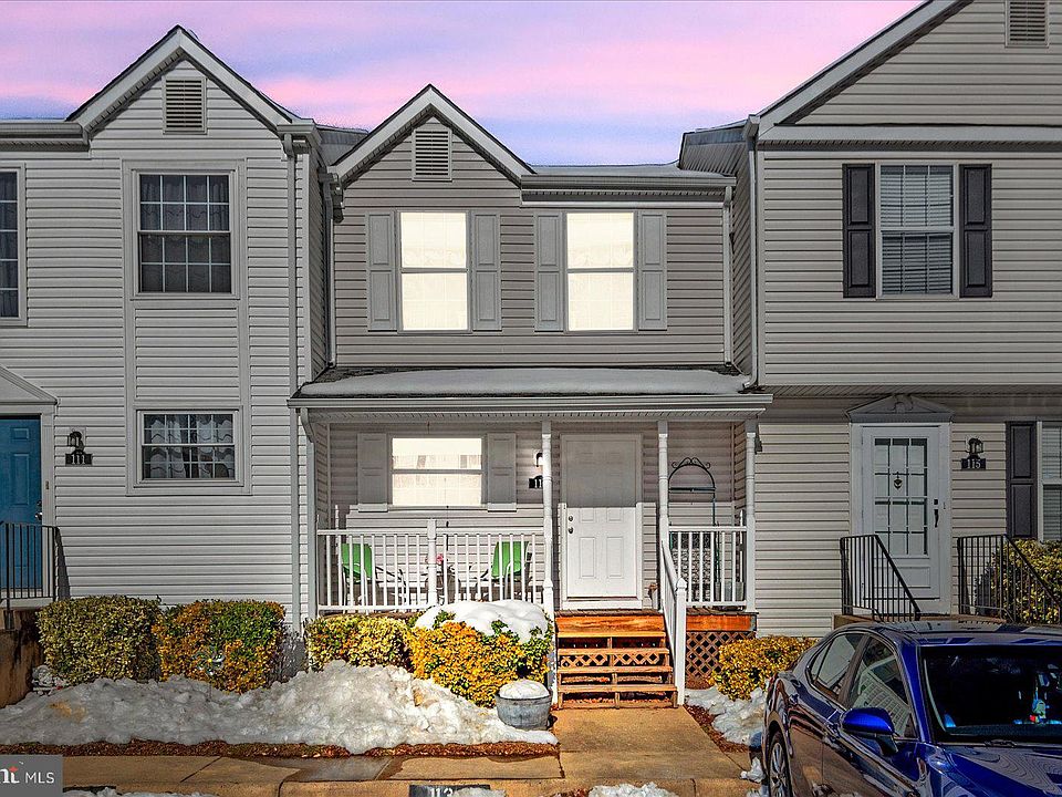 1st image of 113 Picadilly Ln