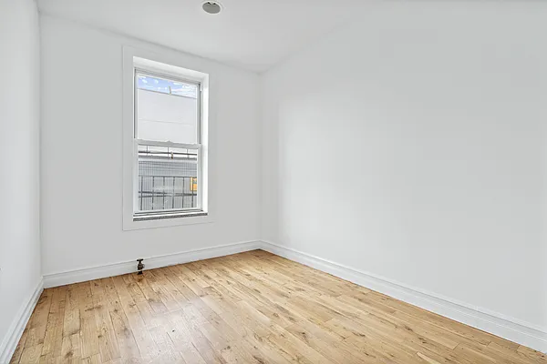 Rented by Freestone Property Group | media 11