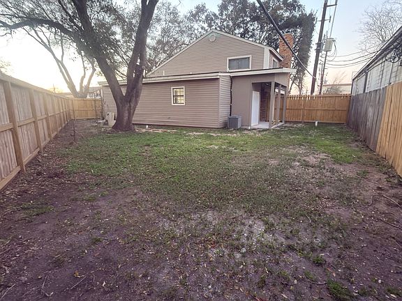 2nd image of 18003 Santolina Ln #B