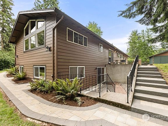 2nd image of 11414 NE 64th Avenue