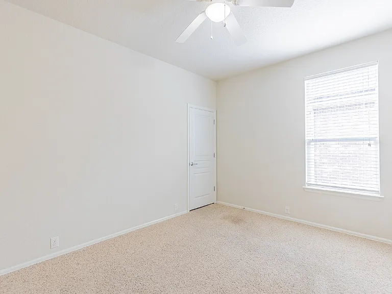 15927 Sight Scape — Photo 10