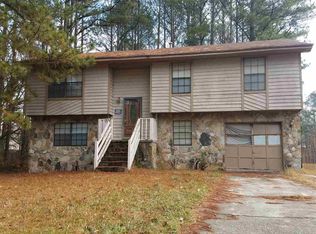 2645 Fox Hall Ln N, College Park, GA 30349