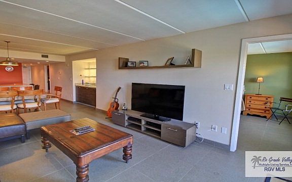 5th image of 1816 Gulf Blvd #302
