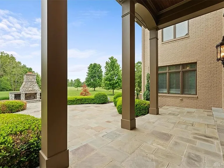 9020 Whisperinghill Dr — Photo 83