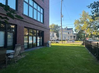 600 Broadway Ave NW APT 108, Grand Rapids, MI 49504