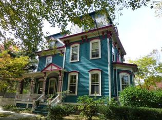 32 N Main St, Pennington, NJ 08534