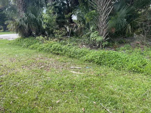 755 SW Alton Cir, Port Saint Lucie, FL 34953
