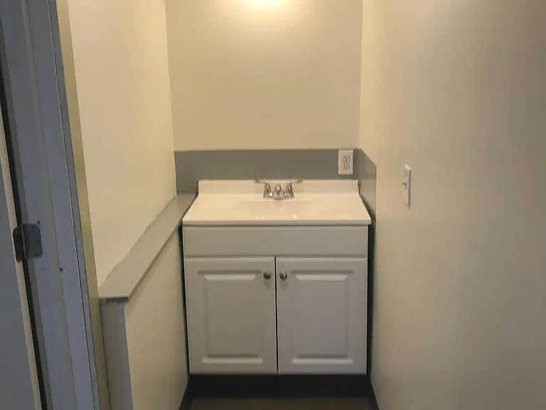 25 Cook St #1 — Photo 5