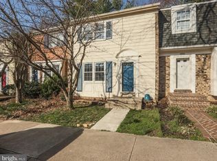 4918 McFarland Dr, Fairfax, VA 22032