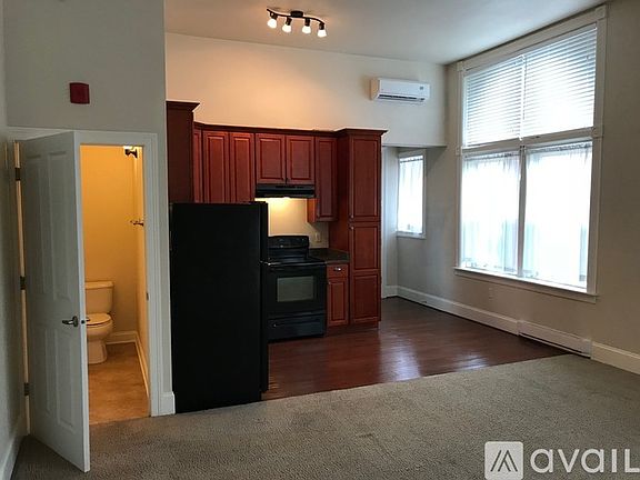 3rd image of 1312 Wisconsin Ave #108