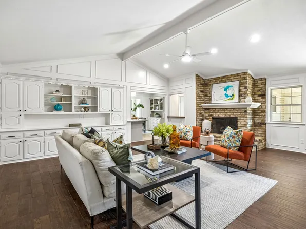 8716 Echo Valley Dr, Dallas, TX 75243