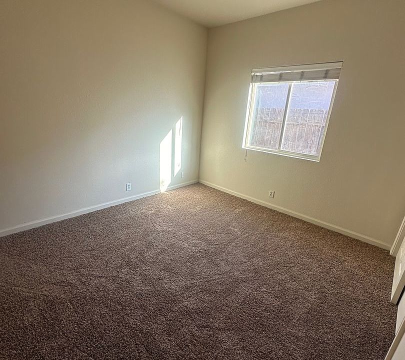 1st image of 3460 San Joaquin Ct