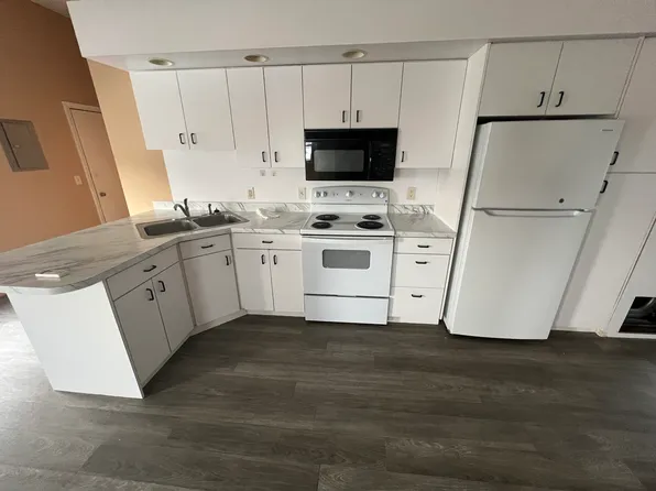 (undisclosed Address), Queensbury, NY 12804