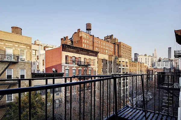 Sold by Town Residential | media 14