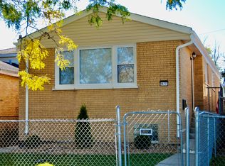 9610 S Yale Ave, Chicago, IL