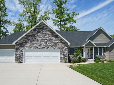 1328 Victory Hill Ln, Austintown, OH, 44515