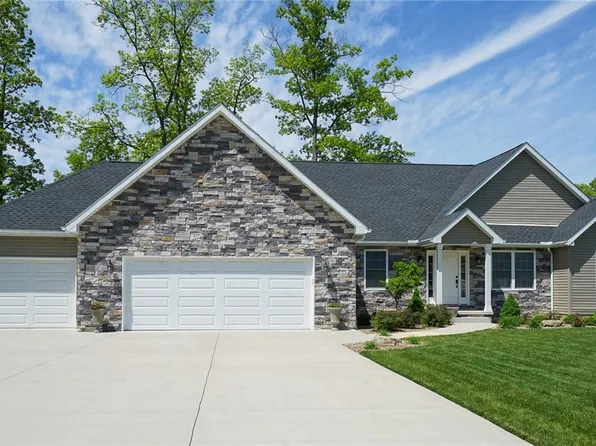 1328 Victory Hill Ln, Austintown, OH 44515