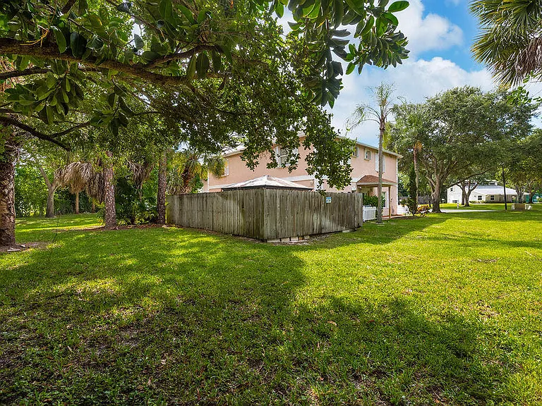 160 Baldwin Blvd — Photo 15