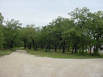 2nd image of 418 County Road 3451