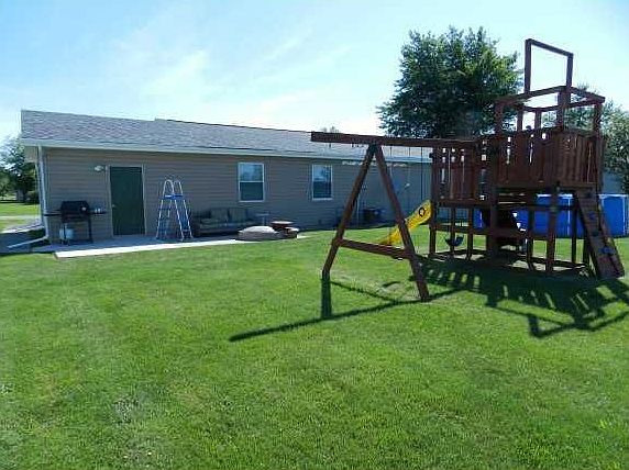 5th image of 929 Haver Dr