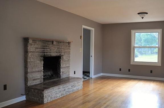 4th image of 608 Maryetta Ave