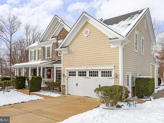 2nd image of 1106 Downman Pl