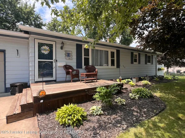 709 N Mead St, Saint Johns, MI 48879