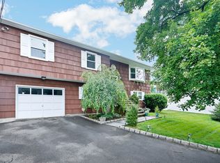 89 Mulberry St, Stamford, CT 06907