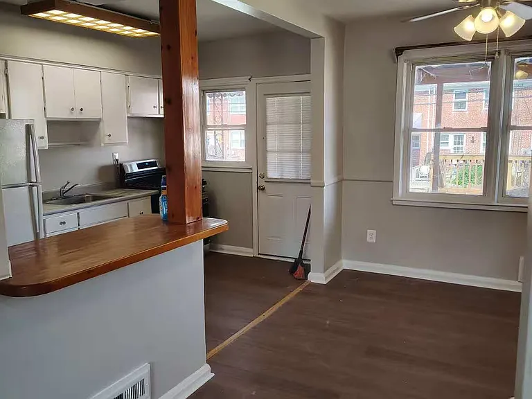 8344 Edgedale Rd — Photo 2