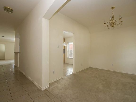 5th image of 21622 Grand Hollow Ln