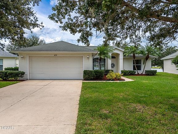 3rd image of 6797 Calistoga Cir